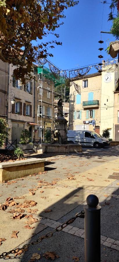 Entre Aix Et Marseille - Petite Maison A Auriol Bagian luar foto